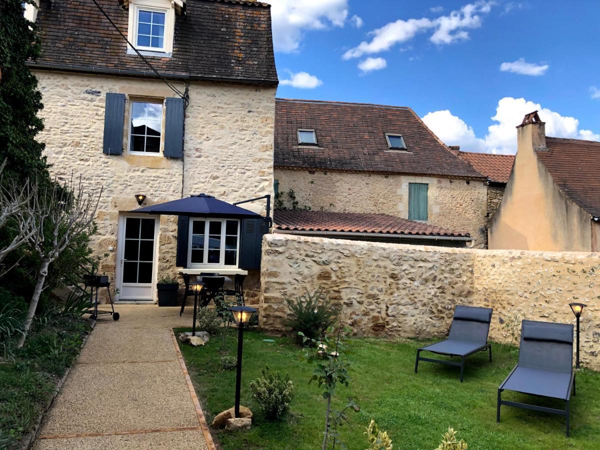 Hotel Le Trèfle à Quatre Feuilles Siorac-en-Périgord Esterno foto