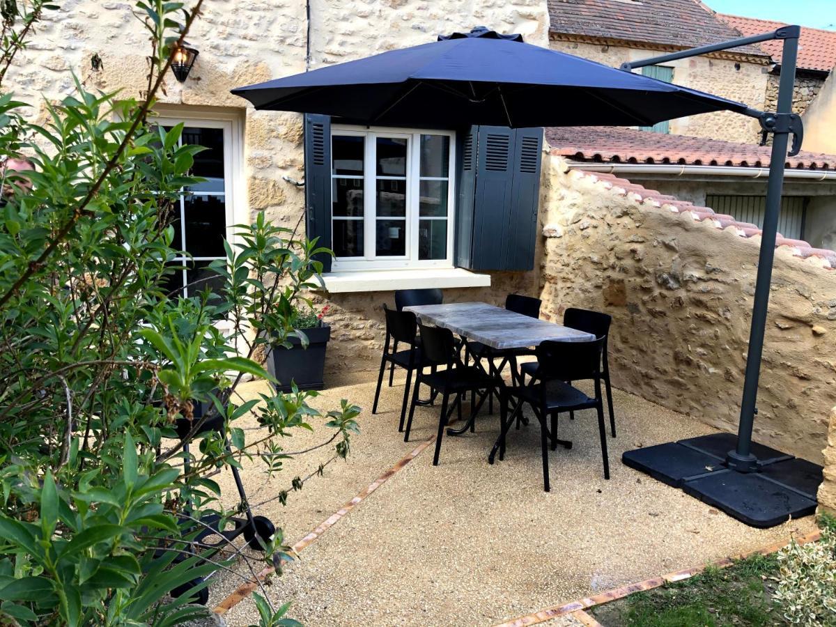 Hotel Le Trèfle à Quatre Feuilles Siorac-en-Périgord Esterno foto