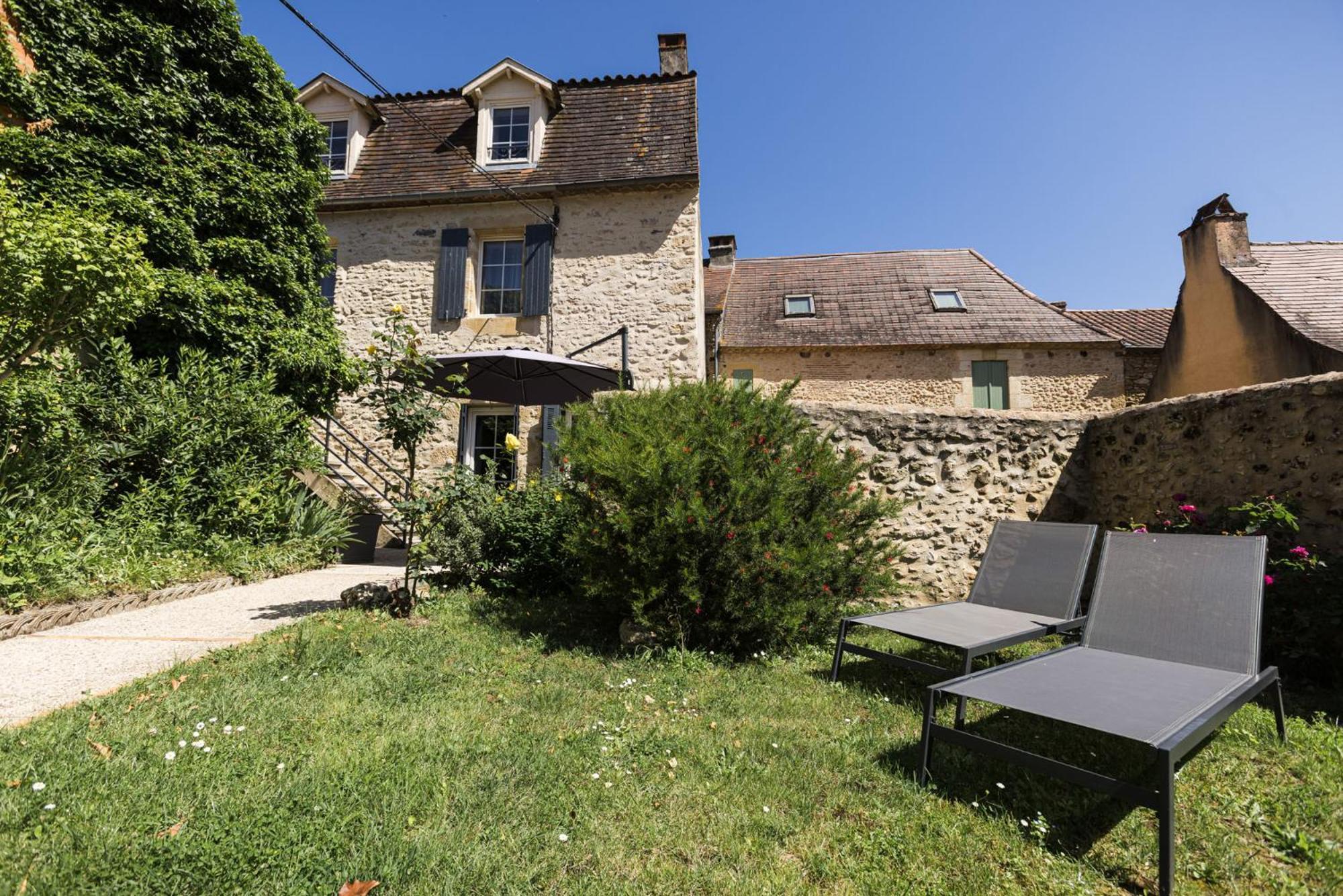 Hotel Le Trèfle à Quatre Feuilles Siorac-en-Périgord Esterno foto