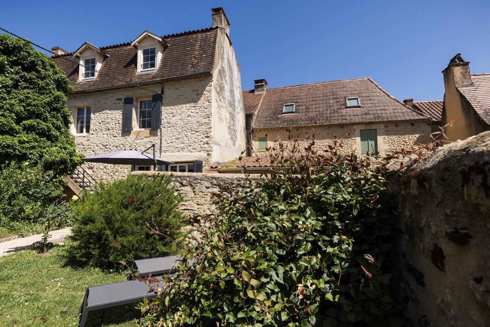 Hotel Le Trèfle à Quatre Feuilles Siorac-en-Périgord Esterno foto
