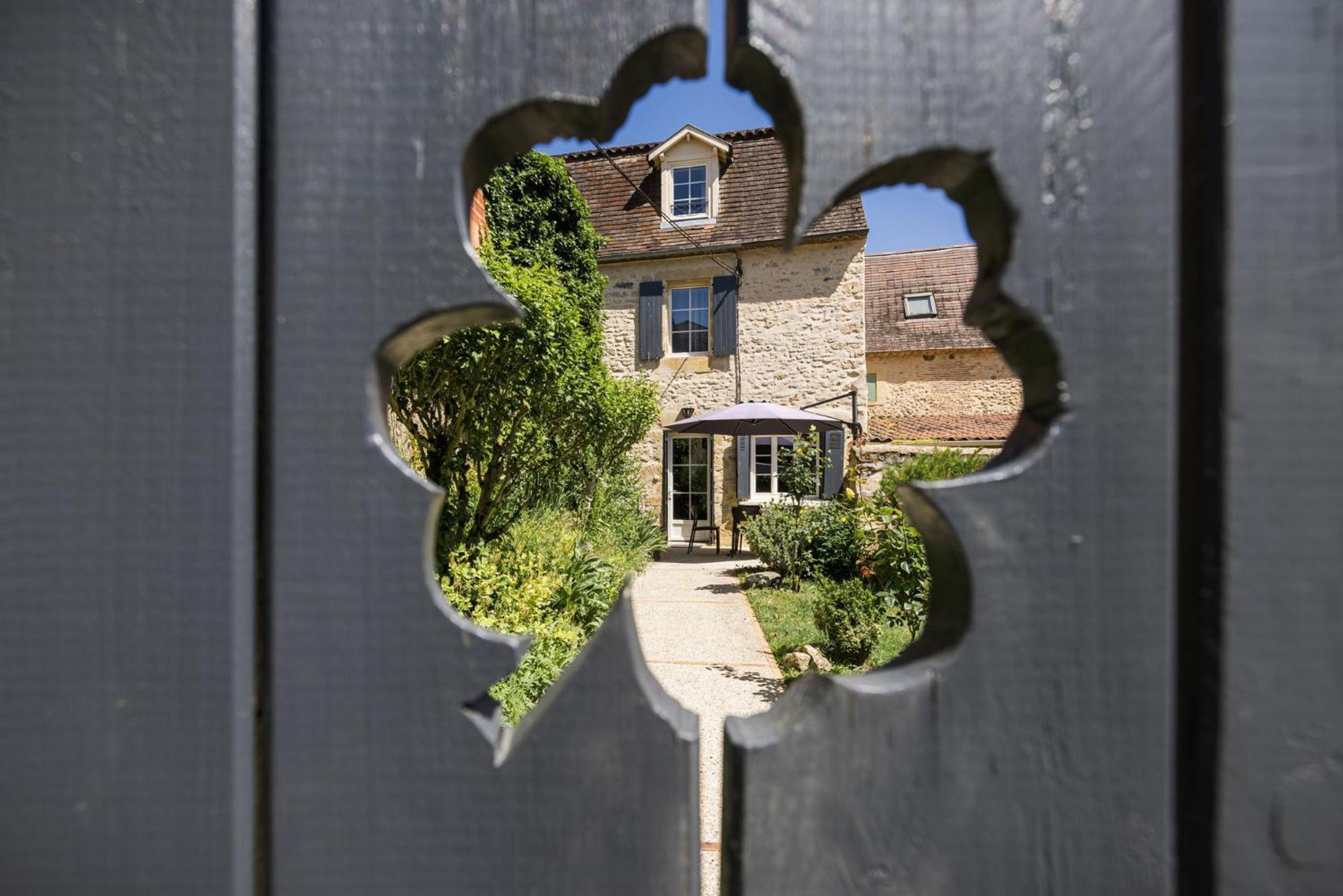 Hotel Le Trèfle à Quatre Feuilles Siorac-en-Périgord Esterno foto